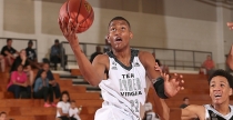 Javin DeLaurier sets two official visits to Notre Dame and Texas.