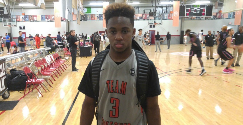 Miami and Villanova set to host Chris Lykes for an official visit as the 2017 lead guard continues to shine against the very best.