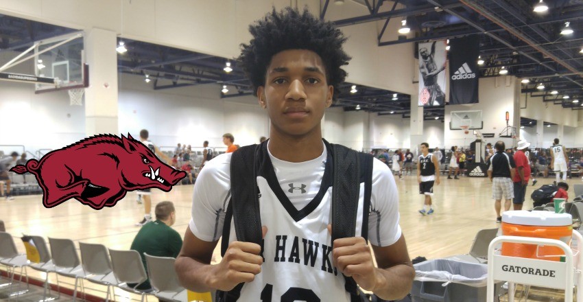 Arkansas lands the talents of sharpshooting 2018 guard Isaiah Joe.