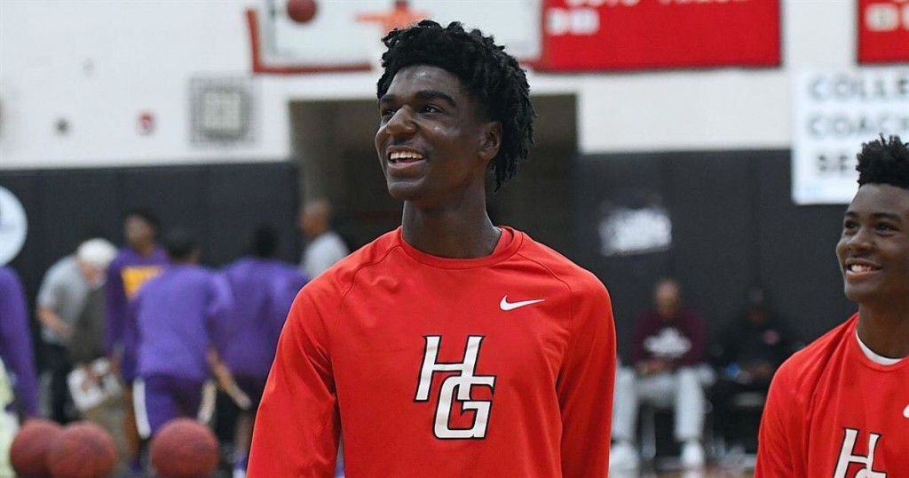 Kira Lewis