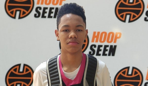 Anfernee Simons gives an update on his recruitment.
